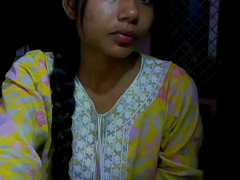 Snapshot of mayra89 chatting on 11-03-25, 01:45 mayra89 online show from 11-03-25, 01:45