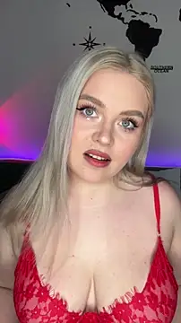 Snapshot of April_Vancee chatting on 10-12-25, 10:47 April Vancee online show from 10-12-25, 10:47