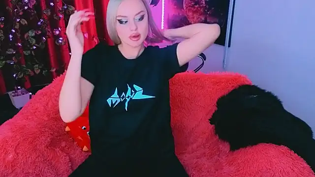 Snapshot of Miss_Alice_Silver chatting on 03-29-26, 12:21 Miss Alice Silver online show from 03-29-26, 12:21