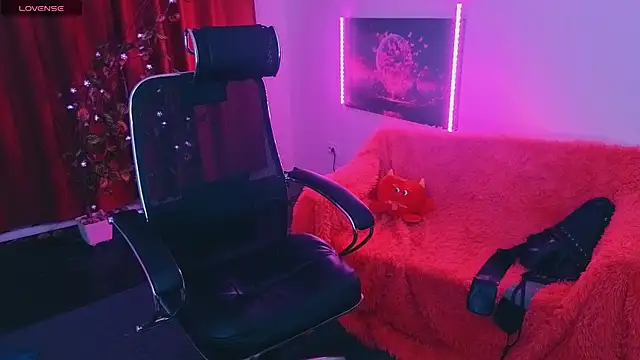 Miss Alice Silver online show from 05-24-26, 04:34