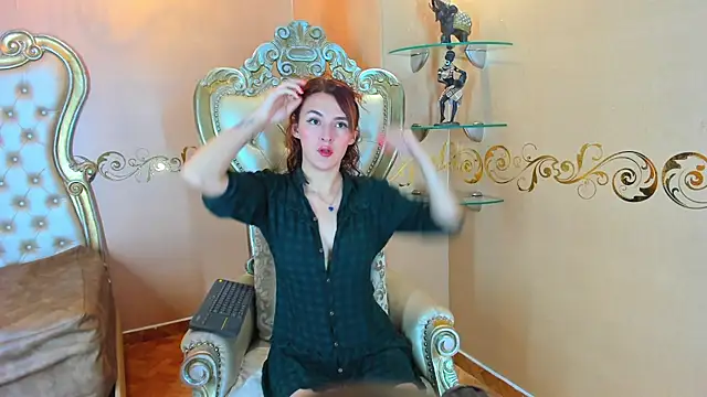 Kitty Velvet  online show from 03-18-25, 11:52
