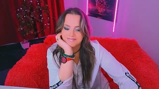 AnielaFox online show from 04-12-26, 07:35