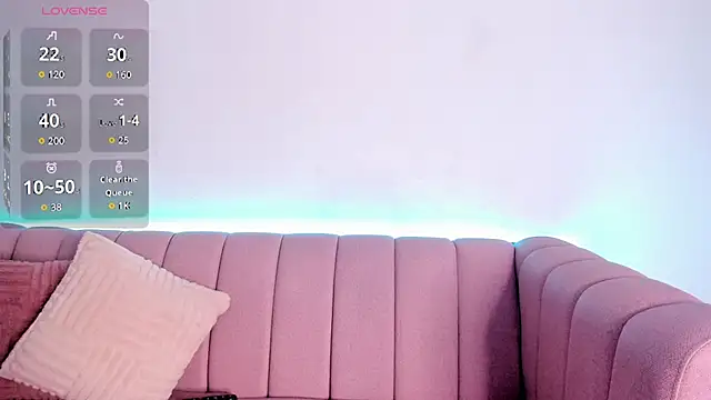 aurora collinss  online show from 03-18-26, 01:47