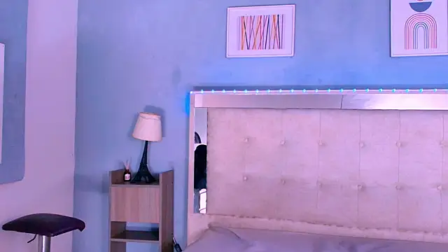 Snapshot of Emily_Castillo_1 chatting on 09-22-25, 05:09 Emily Castillo 1 online show from 09-22-25, 05:09