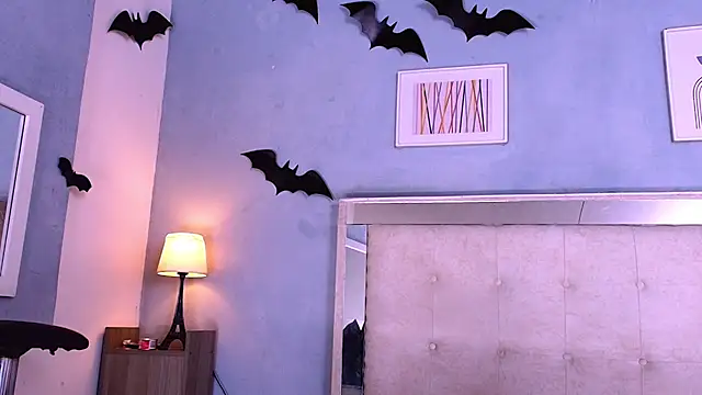 Snapshot of Emily_Castillo_1 chatting on 11-27-25, 04:47 Emily Castillo 1 online show from 11-27-25, 04:47