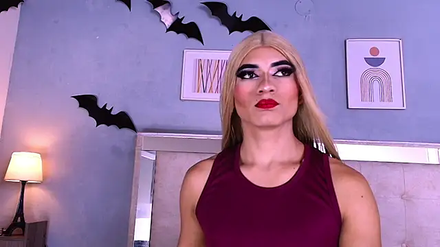 Snapshot of Emily_Castillo_1 chatting on 11-28-25, 04:48 Emily Castillo 1 online show from 11-28-25, 04:48