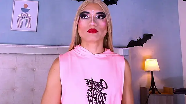 Snapshot of Emily_Castillo_1 chatting on 12-05-25, 04:21 Emily Castillo 1 online show from 12-05-25, 04:21