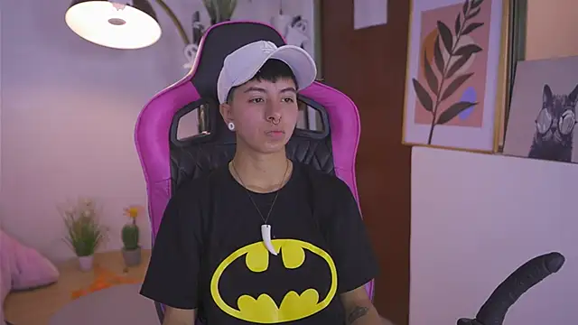 tommy blue online show from 11-04-25, 12:26