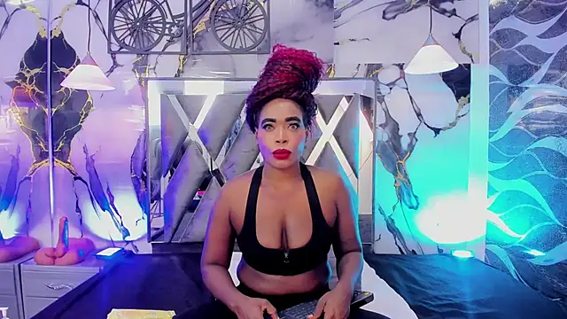 CandyMartinez  online show from 06-04-26, 08:37