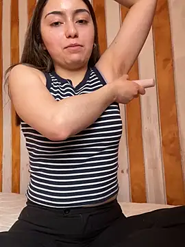 Snapshot of floooohv chatting on 10-18-25, 09:59 floooohv online show from 10-18-25, 09:59