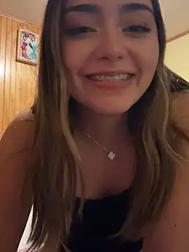 Snapshot of floooohv chatting on 04-09-26, 09:26 floooohv online show from 04-09-26, 09:26