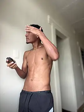 LexiAndDeker online show from 04-27-26, 07:23