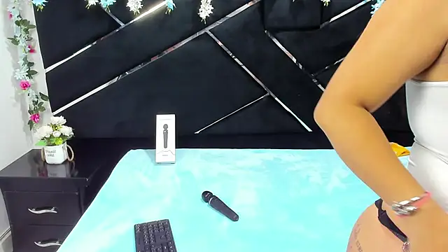 Snapshot of _Violeta_18 chatting on 12-04-25, 03:38 Violeta 18 online show from 12-04-25, 03:38