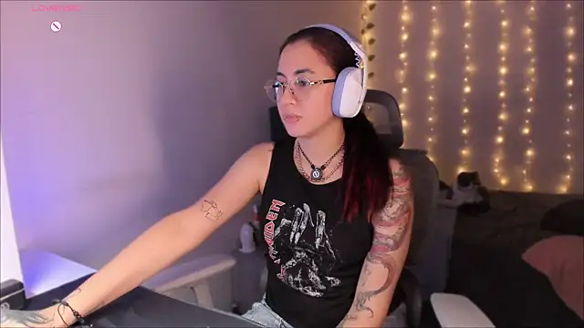 Snapshot of Camil_Lee chatting on 11-08-25, 03:07 Camil Lee online show from 11-08-25, 03:07