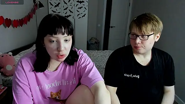 Snapshot of JayMollyy chatting on 02-08-26, 04:32 JayMollyy online show from 02-08-26, 04:32