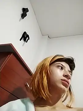 KratosAfroditacs online show from 09-12-25, 12:38