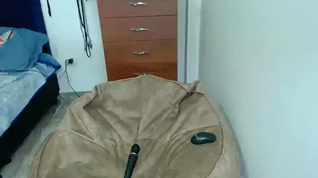 KratosAfroditacs online show from 10-06-25, 11:02