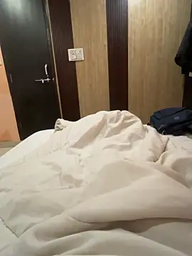 Randomrahulpillu online show from 02-17-26, 02:30