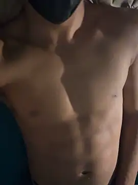 Snapshot of maxx777 chatting on 09-10-25, 09:59 maxx777 online show from 09-10-25, 09:59