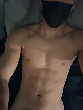 Snapshot of maxx777 chatting on 03-10-26, 11:21 maxx777 online show from 03-10-26, 11:21