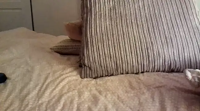 Snapshot of Enoch981 chatting on 03-16-25, 08:21 Enoch981 online show from 03-16-25, 08:21