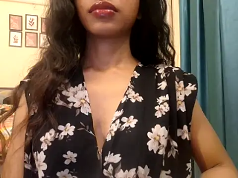 Queen Ayeshaa online show from 11-03-25, 07:15