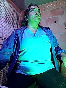 isis milove online show from 03-14-26, 05:29