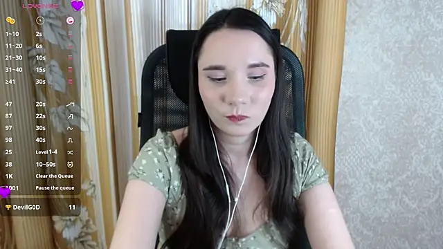 Snapshot of KateForLove chatting on 03-11-25, 01:45 KateForLove online show from 03-11-25, 01:45