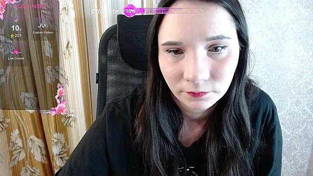 Snapshot of KateForLove chatting on 03-18-26, 02:53 KateForLove online show from 03-18-26, 02:53