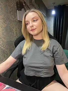 Lina ly online show from 03-08-25, 08:03