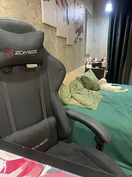 Lina ly online show from 03-22-25, 10:37