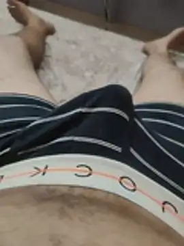 Snapshot of horniestboi chatting on 07-10-26, 05:15 horniestboi online show from 07-10-26, 05:15