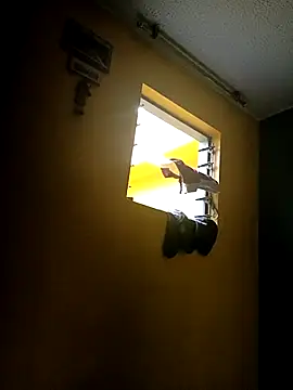 Ariana Rodriguez online show from 10-06-25, 12:02