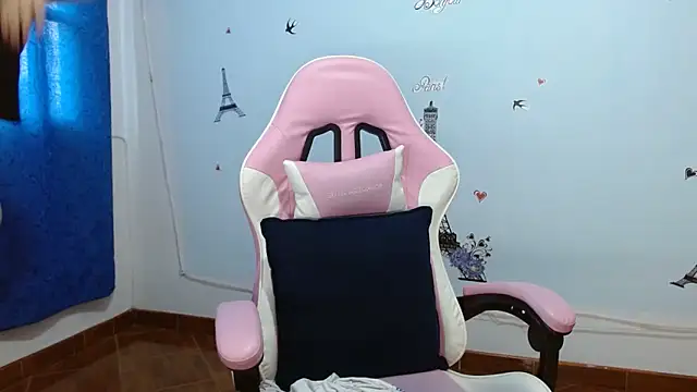 nanis milf online show from 04-18-26, 08:09