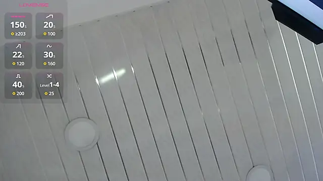 Cristal Velle online show from 09-30-25, 12:43