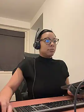 Melia Rayne online show from 02-20-26, 11:22