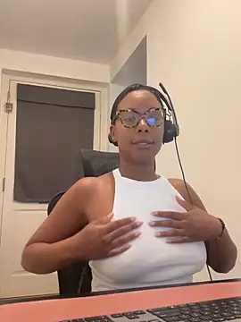 Melia Rayne online show from 06-30-26, 09:54