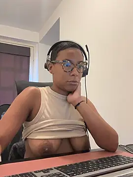 Melia Rayne online show from 07-03-26, 09:48