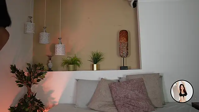 alison222  online show from 11-05-25, 08:20