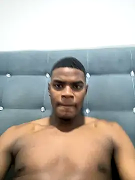 Dominic Scott online show from 12-19-25, 03:02