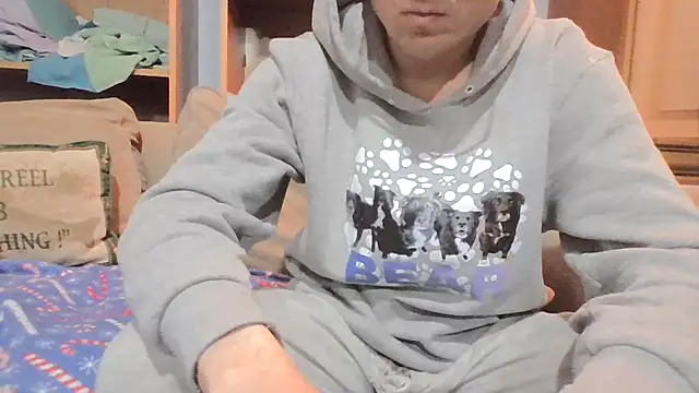 Snapshot of twink4us chatting on 03-25-26, 01:17 twink4us online show from 03-25-26, 01:17