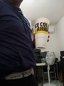 Snapshot of DocPepino chatting on 11-21-25, 07:56 DocPepino online show from 11-21-25, 07:56