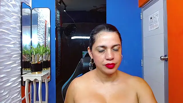 tatiana lc online show from 03-11-25, 06:43