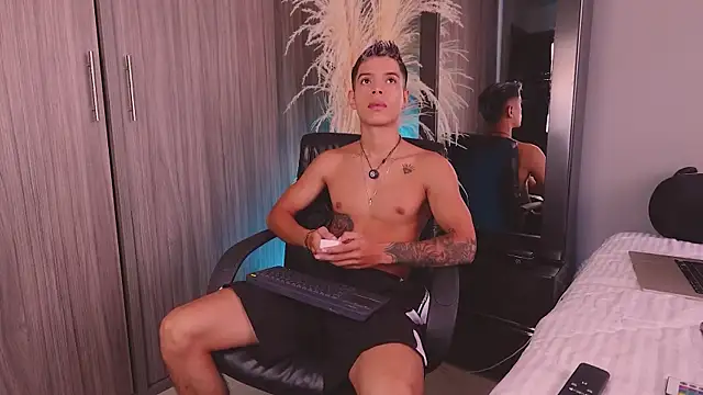 ErosKhaos online show from 03-24-26, 04:23