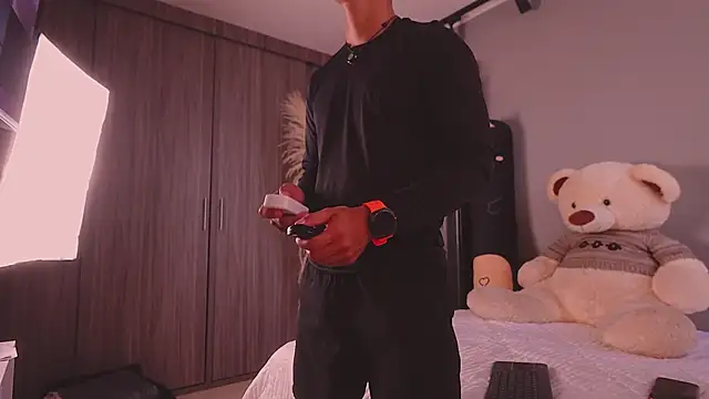 ErosKhaos online show from 04-14-26, 09:43