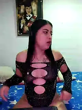 Snapshot of mialorents chatting on 03-06-25, 12:19 mialorents online show from 03-06-25, 12:19