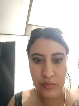 Snapshot of mialorents chatting on 09-22-25, 11:40 mialorents online show from 09-22-25, 11:40