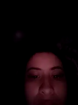 Snapshot of mialorents chatting on 10-28-25, 11:47 mialorents online show from 10-28-25, 11:47