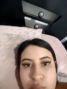 Snapshot of mialorents chatting on 11-03-25, 02:51 mialorents online show from 11-03-25, 02:51