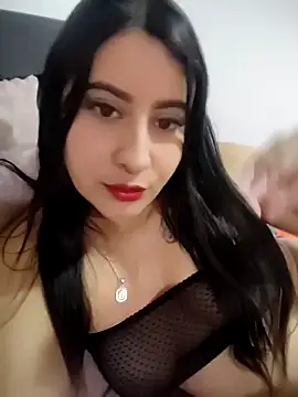 Snapshot of mialorents chatting on 11-09-25, 06:50 mialorents online show from 11-09-25, 06:50